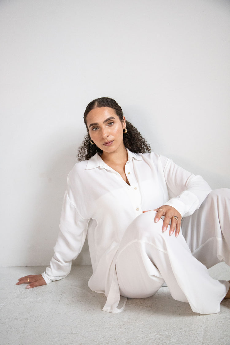 The White Shirt