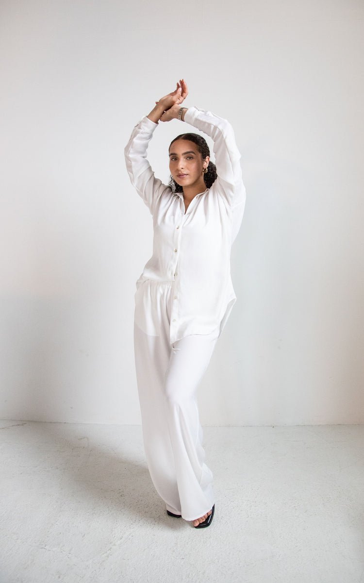 The White Shirt
